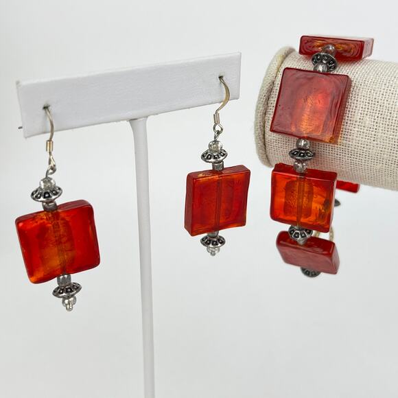 Artisan Bracelet Pierced Dangle Earrings Red Acrylic Square Links Silver Tone - Picture 10 of 10